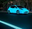 Nissan Leaf fluorescente en Holanda.