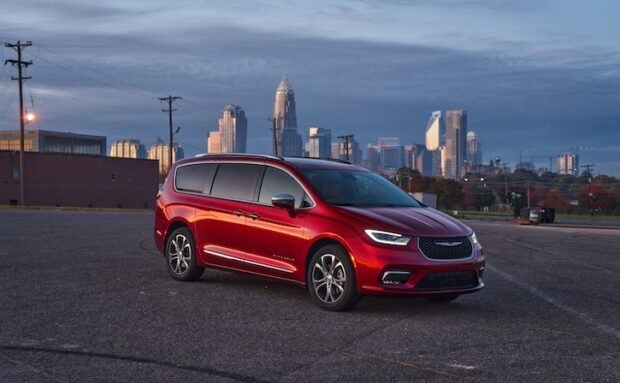 2024 Chrysler Pacifica Pinnacle