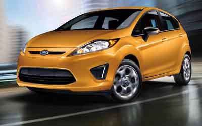 2012-Ford-Fiesta-hatchback-front-three-quarter-motion-Copiar.jpg