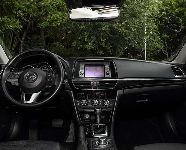 Interior del Mazda6 2014