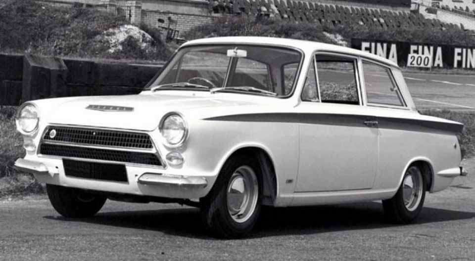 ford Cortina-2