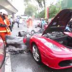Fuego: algo que no es raro en Ferrari y Lamborghini
