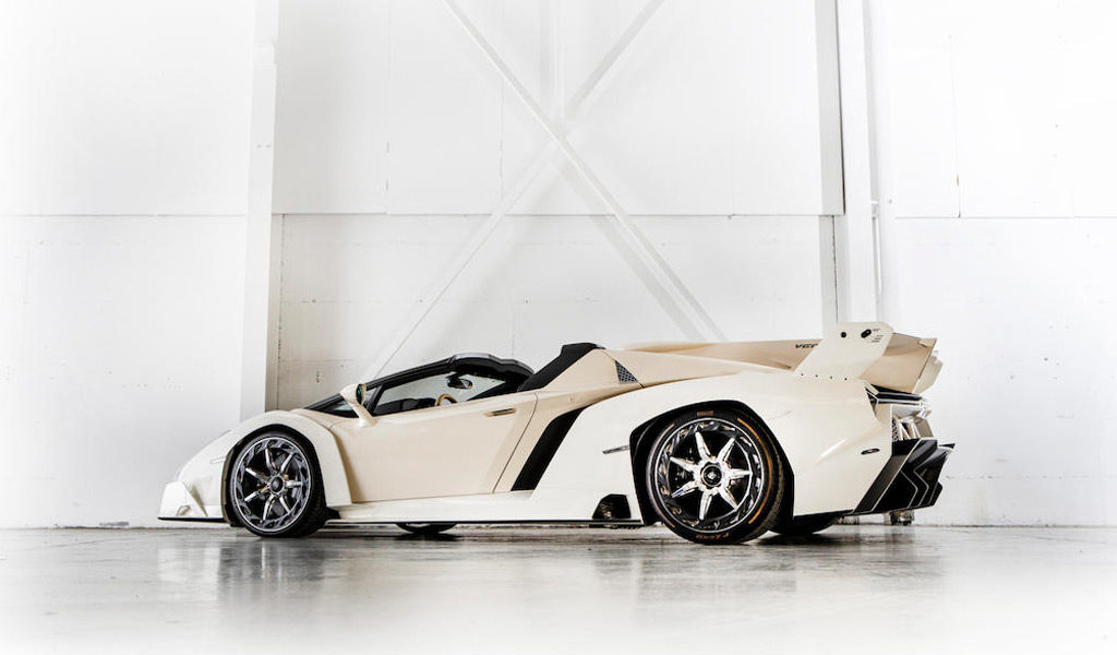 Lamborghini Veneno Roadster subastado en $ millones – QueAutoCompro