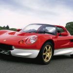 Lotus, el fabricante inglés, siempre se ha distinguido por sus diseños y por el bajo peso de sus autos. En este caso, el Elise Type 49 apenas pesaba más de 1,500 libras. Podía acelerar de 0-60 mph en apenas 5.8 segundos.