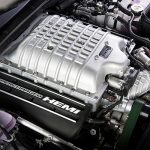 El V8 6.2 litros con inducción forzada es capaz de producir 797 hp y 707 lb pie de par.