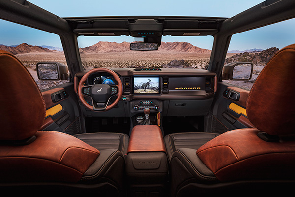 ford-bronco-2-door-2021-interior.jpg