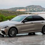 Mercedes-Benz Clase E
Desde: $54,250  dólares
255-362 hp
Ventas tercer trimestre (Q3): 6,476 unidades (sumando CLS)