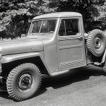Jeep Truck 1947-1965
La primera pick-up de la marca sólo se llamó Willys Jeep Truck. Fue bastante popular, por lo que, ante la buena acogida de la Gladiator, nos hace preguntarnos si en algún momento Jeep considerará una variante dos puertas de su pick-up.