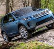 Land Rover Discovery Sport Precio: $37,800  Motor: 2.0T Potencia: 246 hp Par: 269 lb-pie Transmisión. Automática nueve velocidades Terrain Response 2, control de tracción Standard Driveline, ClearSight Ground View, Wade Sensing, remolque de hasta 4,409 lb