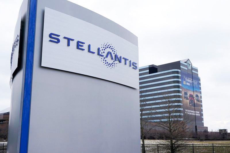 stellantis-corporativo-top-50-2021-diversityinc.jpg