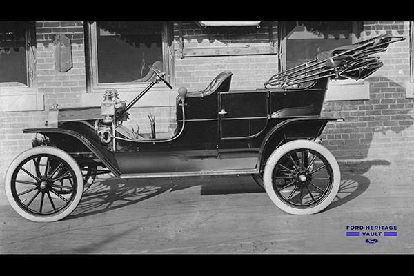 Ford-Model-T-Touring-1908-Heritage-Vault.jpg